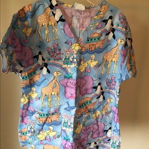 Noah’s Ark Scrub Top MED Zoo Animals Rainbow